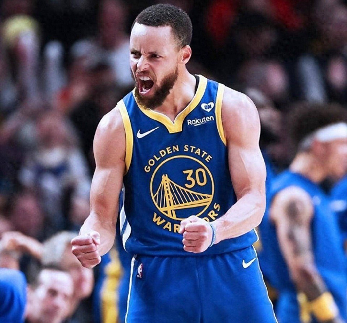 开云-常规赛是龙,季后赛是虫!这3位巨星一到季后赛就被打回原形|希罗|詹姆斯|体育赛事讨论|迈克尔·乔丹|nba_新浪体育_新浪新闻