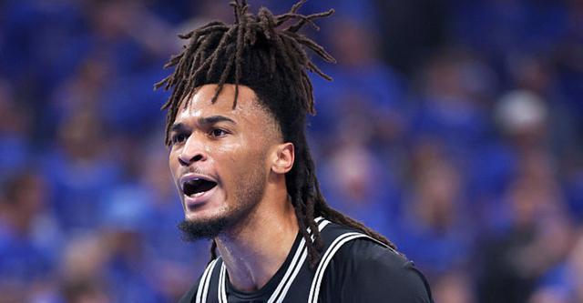 开云体育官网-卡斯尔：希望赢下每一场比赛 但很快就把NBA杯的失利抛在脑后